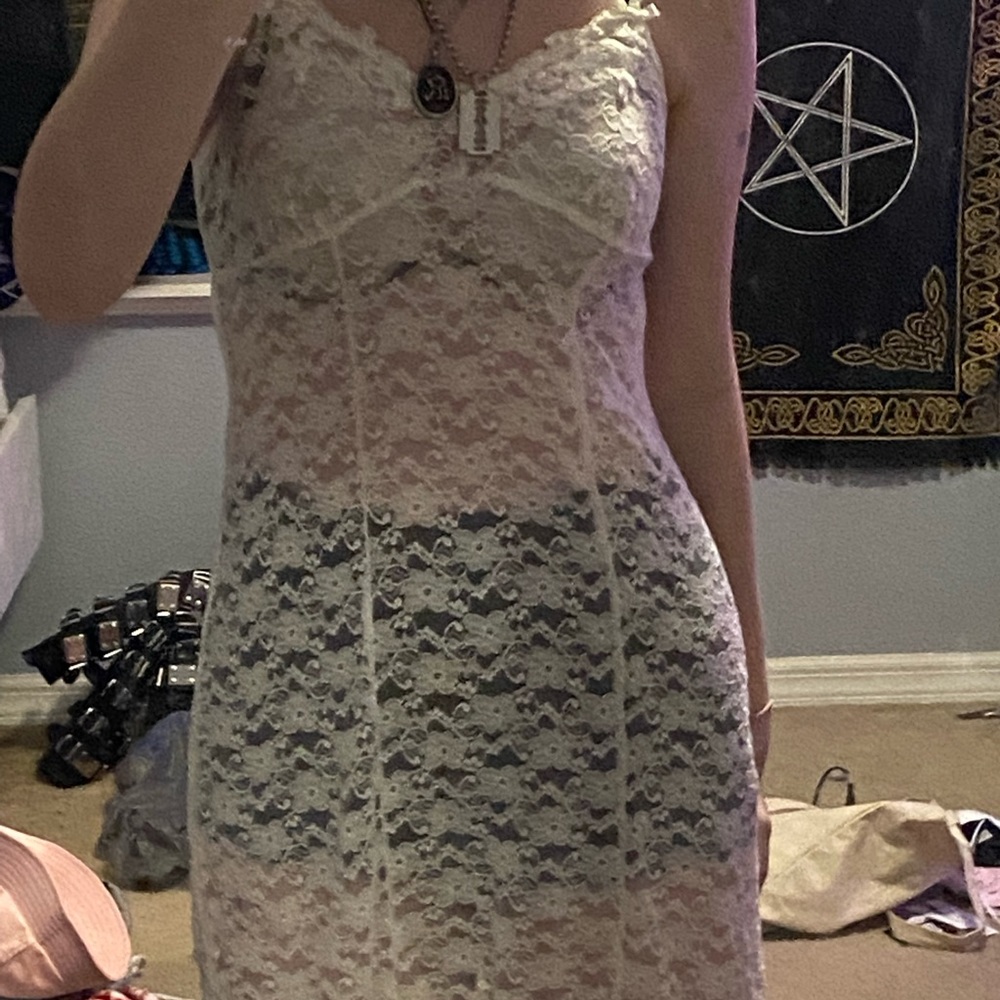 white lace dress